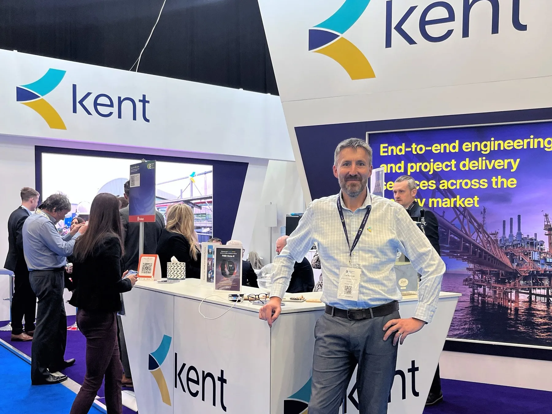 Les Newman at the stand Gastech 2023